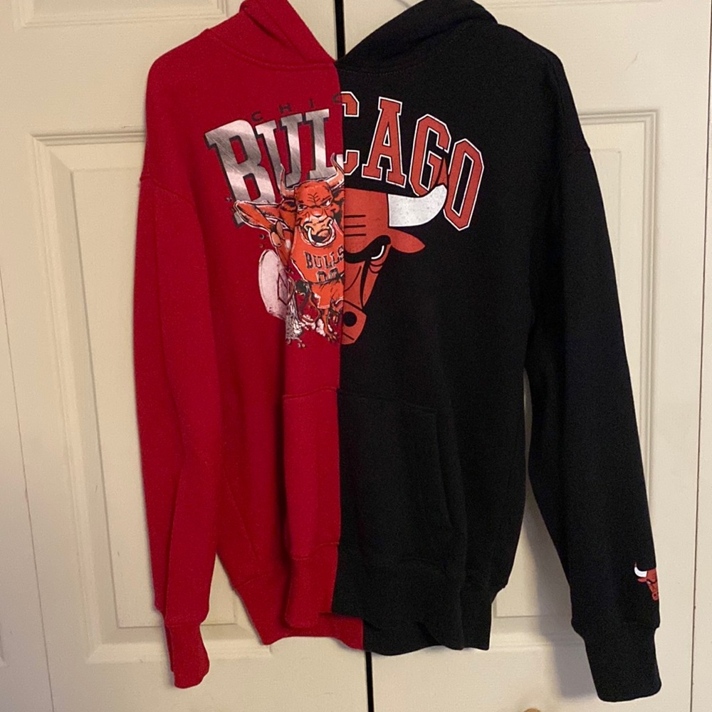 Hollister Chicago bulls split hoodie